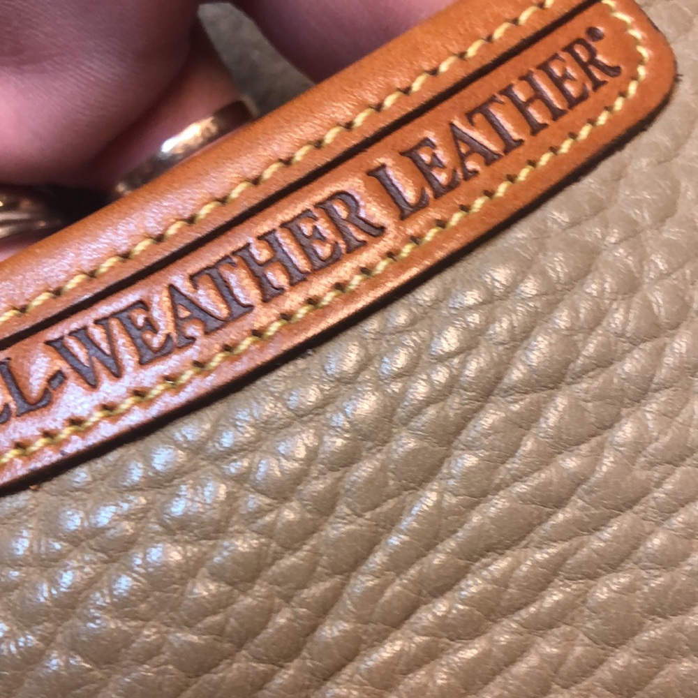 Vintage Dooney & Bourke mini crossbody bag - Picture 10 of 16